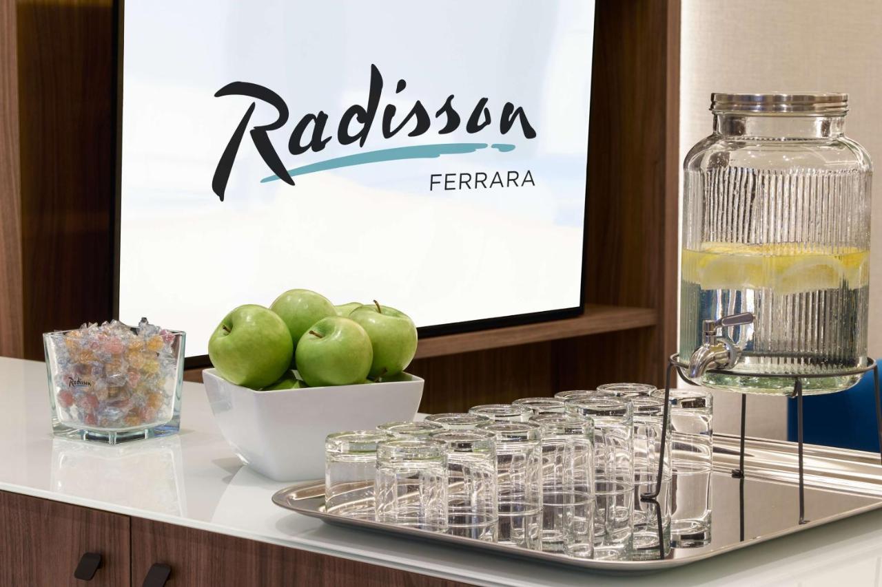 Radisson Hotel Φεράρα Εξωτερικό φωτογραφία